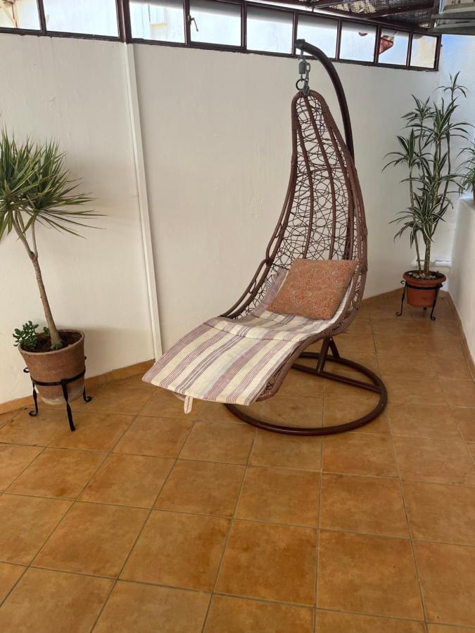 Appartement Elegant Et Climatise Au Centre Avec Terrasse - Proche Plage Et Attractions ! Tanger Luaran gambar