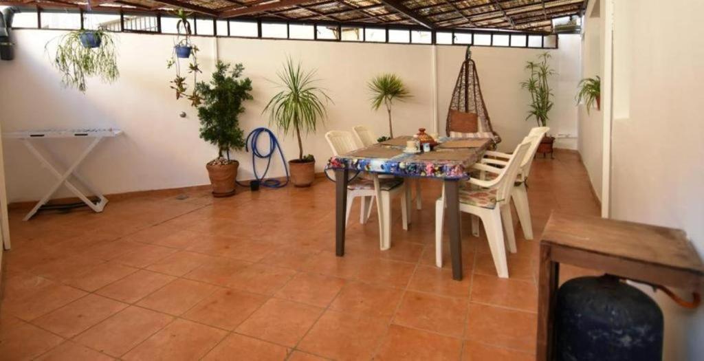 Appartement Elegant Et Climatise Au Centre Avec Terrasse - Proche Plage Et Attractions ! Tanger Luaran gambar